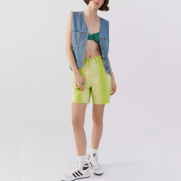 NWT BDG Longline Carpenter Denim Short — Green Wash Size 24 - Picture 4 of 13